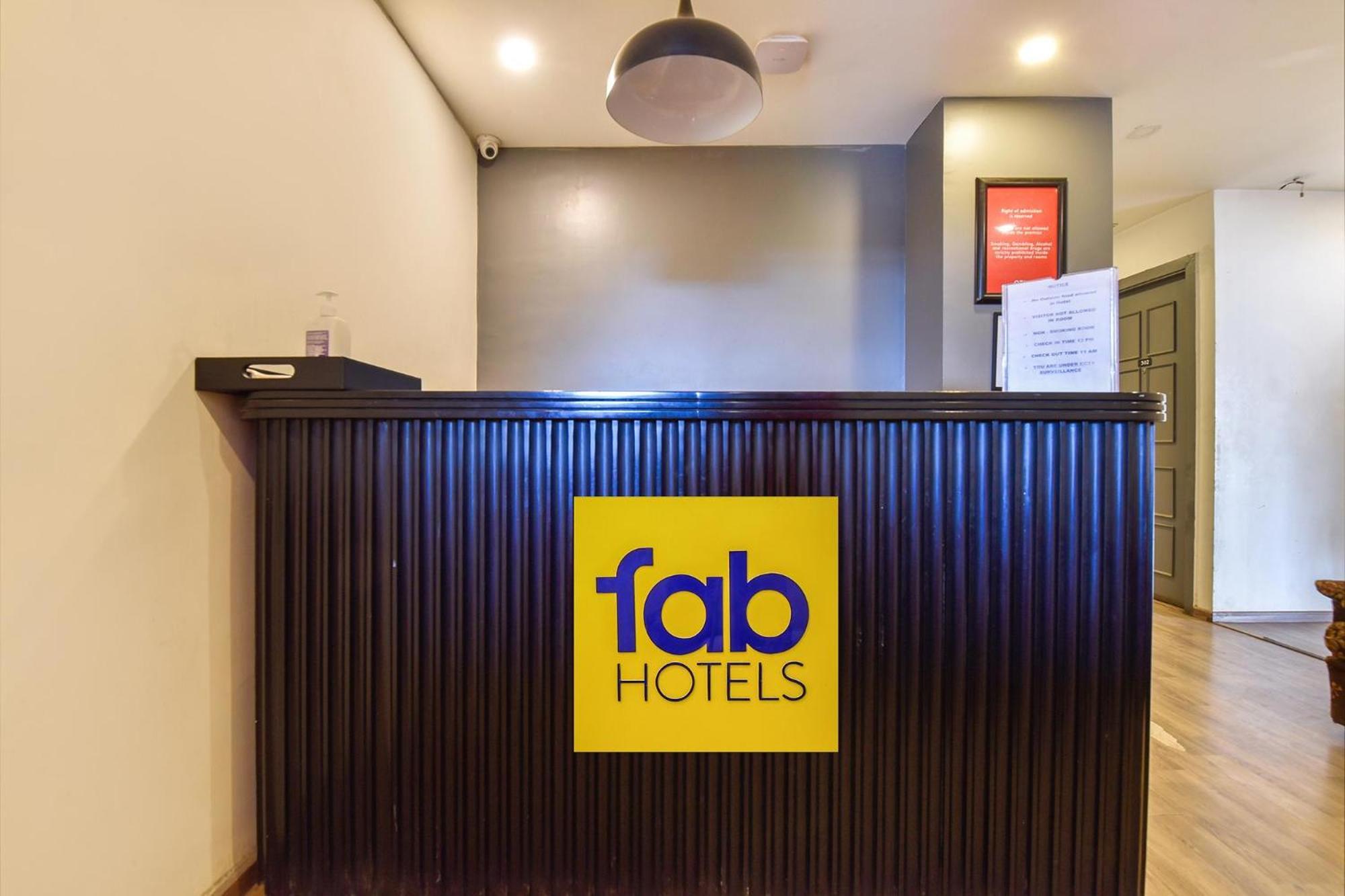 Fabhotel Ny Townhouse Ахмедабад Екстериор снимка